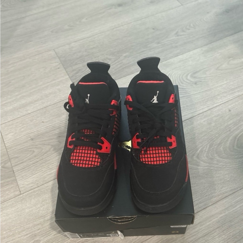 Jordan Retro 4 “Red Thunder” (1) PS 2022